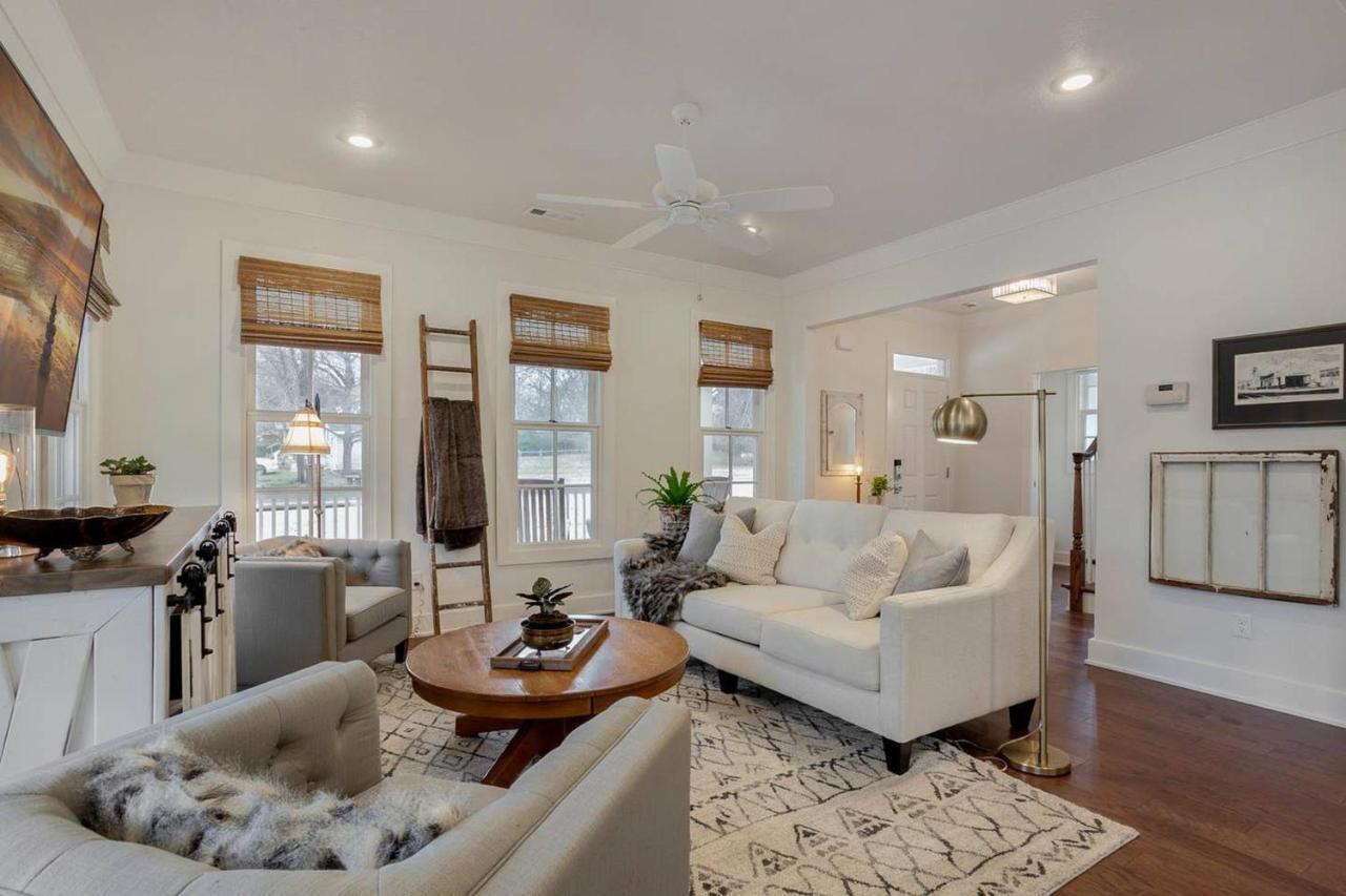 The Sofay Farmhouse - 1 Mile From U Of A - Luxury Amenities เฟย์เอตต์วิลล์ ภายนอก รูปภาพ
