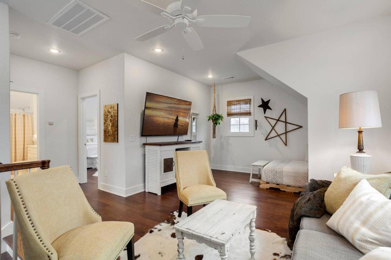 The Sofay Farmhouse - 1 Mile From U Of A - Luxury Amenities เฟย์เอตต์วิลล์ ภายนอก รูปภาพ